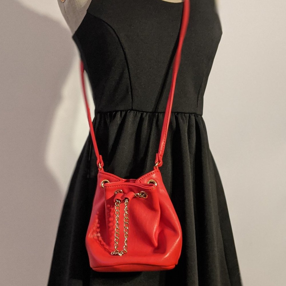 NWOT 🔥 red leather pouch purse